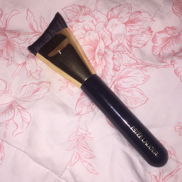 Estee Lauder Other - ESTÉE LAUDER Sculpting Contour Makeup Brush #2